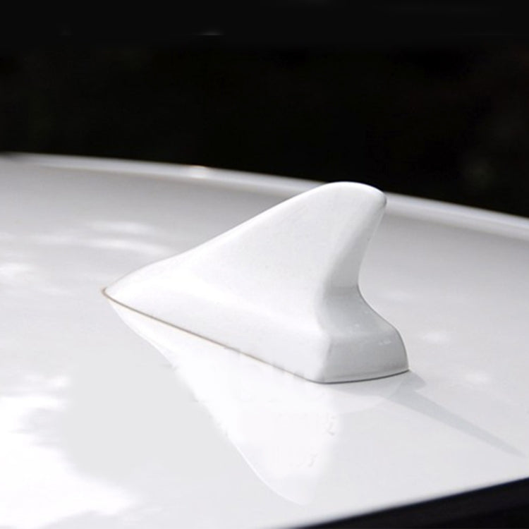 A-886 Car Auto Shark Fin Dome Antenna Decoration for Honda Buick Nissan Hyundai Toyota Volkswagen Mazda(White) - Aerials by buy2fix | Online Shopping UK | buy2fix