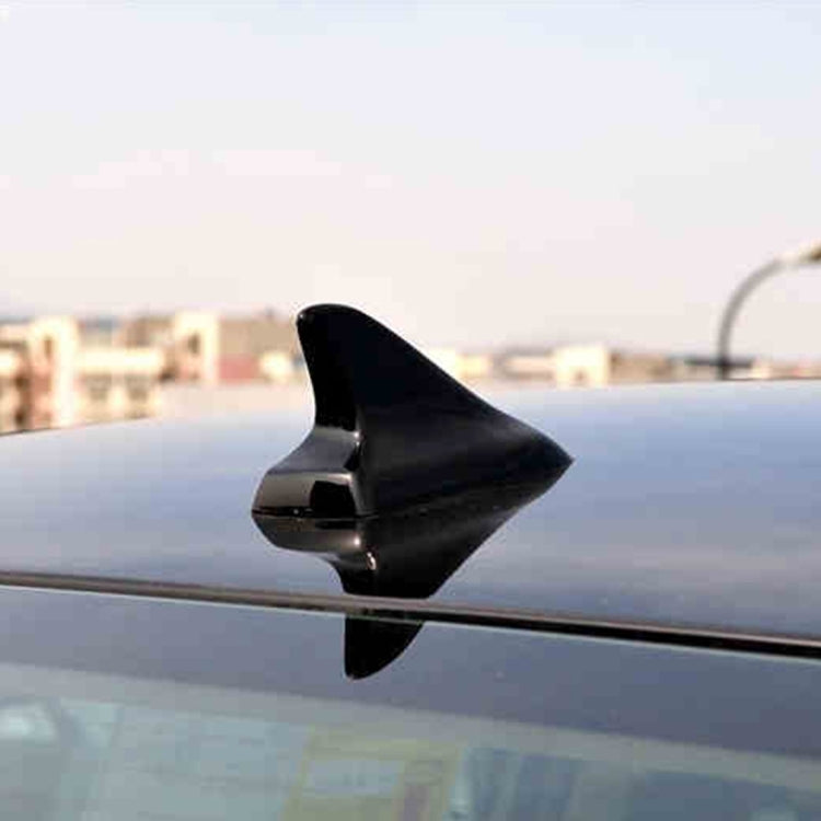 A-886 Car Auto Shark Fin Dome Antenna Decoration for Honda Buick Nissan Hyundai Toyota Volkswagen Mazda(Black) - Aerials by buy2fix | Online Shopping UK | buy2fix