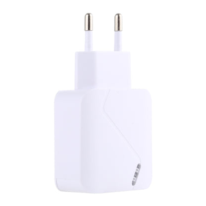 LZ-819A+C QC3.0 USB + PD 18W USB-C / Type-C Interfaces Travel Charger with Indicator Light, EU Plug (White) - Apple Accessories by buy2fix | Online Shopping UK | buy2fix